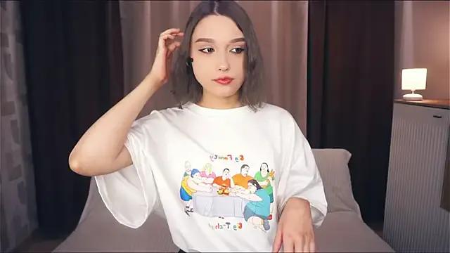 KelleLillie on StripChat 