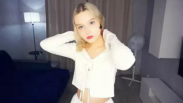 KelleLillie on StripChat 