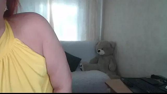 KellyNory on StripChat 