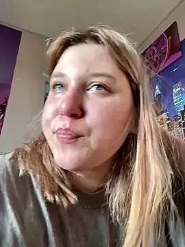 Kemeli008 — go to the shower and wash yourself live