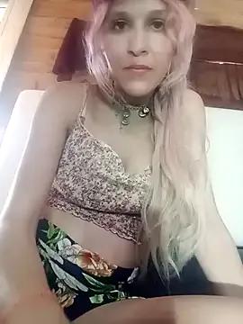 KeylacabreraC —  Mm  guys