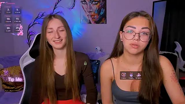 kiki_swan on StripChat 
