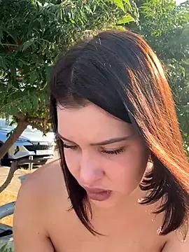 KikiWatson on StripChat 