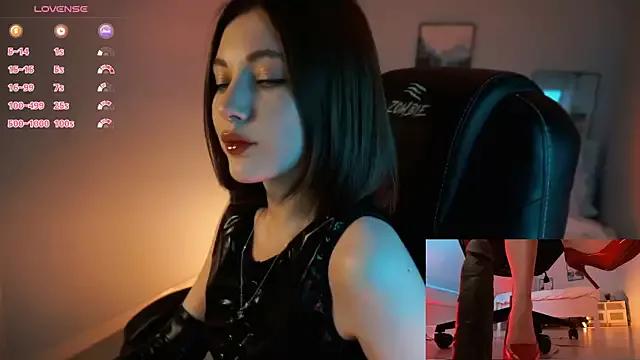 Kimmie_shine on StripChat 