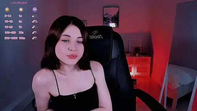 Kimmie_shine on StripChat 