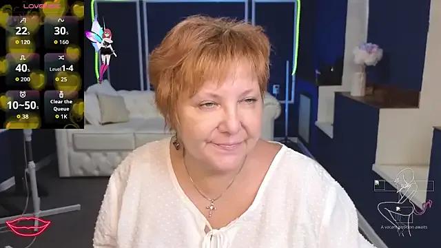 Kira_Kenet on StripChat
