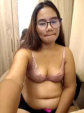 Kissy07 on StripChat 