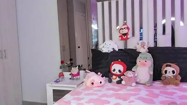 Kitty_Eliffe on StripChat 