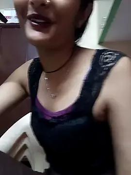 KittyBby14 on StripChat 