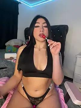 KittyRous on StripChat 