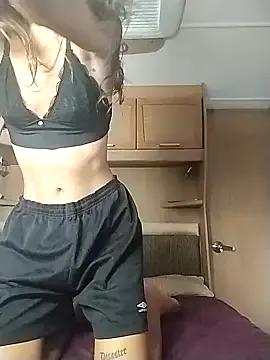 KittyXgoodass on StripChat 