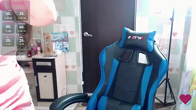 Korolek12 on StripChat 