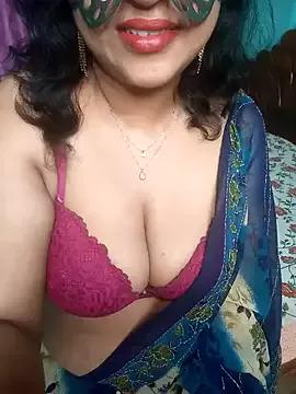 Laaly_Sona on StripChat 
