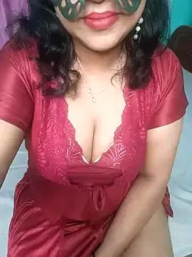 Laaly_Sona on StripChat 