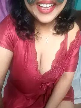 Laaly_Sona on StripChat 