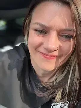 LadyLena1 — Please make my pussy wet