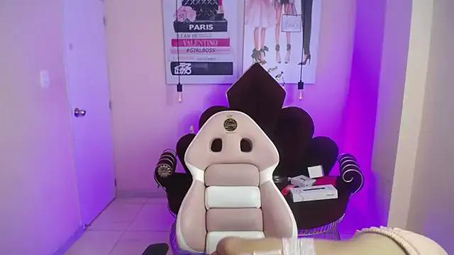 LadyWawy —  Petting & submissive teasing