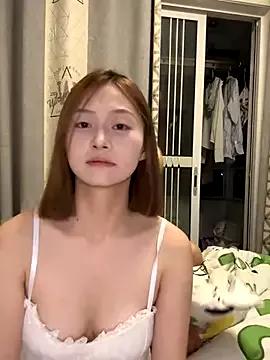 lala_v on StripChat 