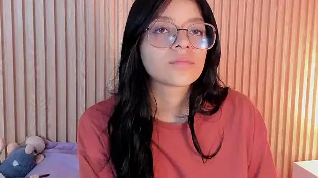 lana_dol on StripChat 