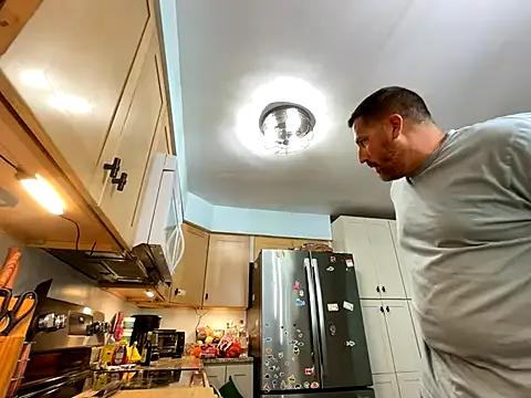 lancehungsandbaby — Live sex show once we hit 4000