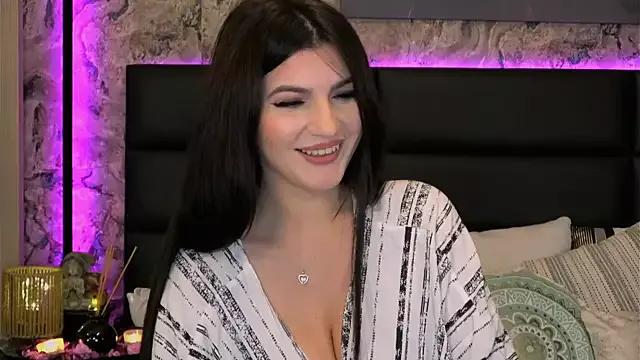 LaraVixen on StripChat 