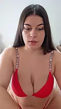 Larissa4U —  ride dildo + squirts 