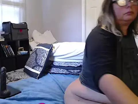 LauLauPAWG on StripChat 