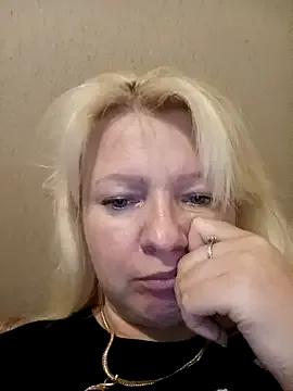 Lauri_scherri — Play with pussy vibrator bibrator 