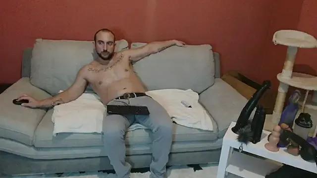 LeleMrBoa93-FF on StripChat 