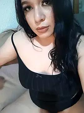 Leslydeleon23 on StripChat 