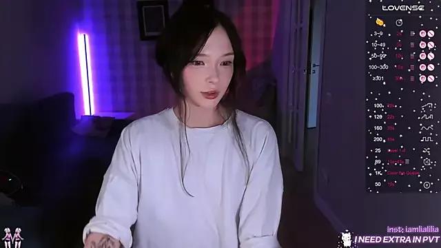 lialiliaa on StripChat 