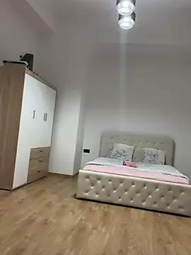Liiaa on StripChat 