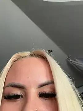 Liiaa on StripChat 