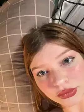 lil_lia on StripChat 