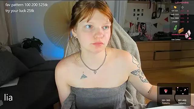 lil_lia on StripChat 