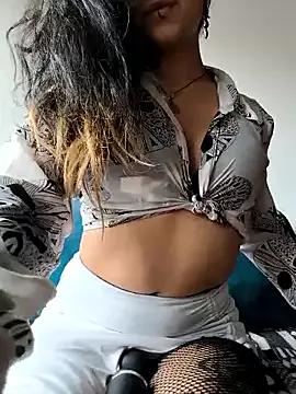 Lila_Desiree on StripChat 