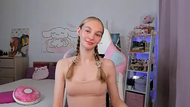 Lili_Lucky — MAKE ME CUM  again