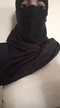 Liliiiblow on StripChat 