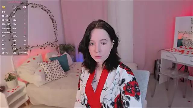 lilithlunna on StripChat 