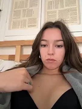 LillieOlive on StripChat 