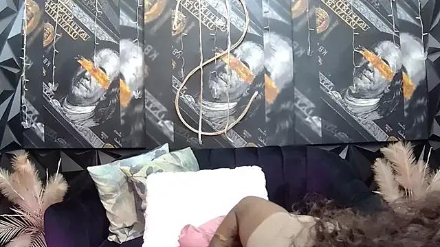 Lilmisbaddyxxx on StripChat 