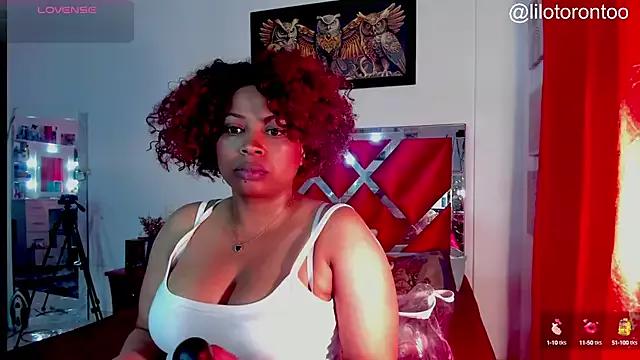 LiloTorontoo on StripChat 