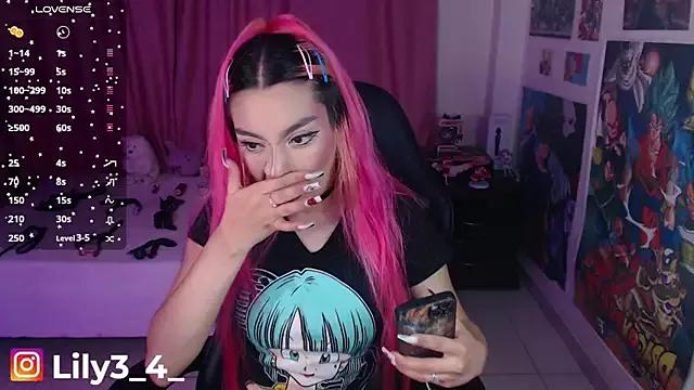lily3_4 on StripChat 