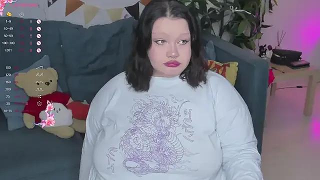 LilyBelll — slap naked boobs