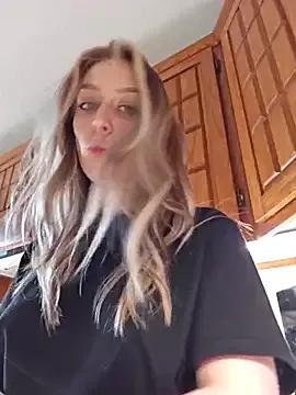 LilyOrion on StripChat 