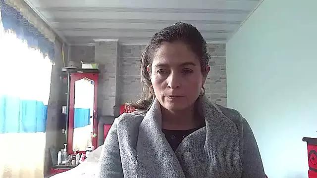 linda-mature43 on StripChat