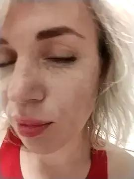 Linda_Gregory — Naked with milk