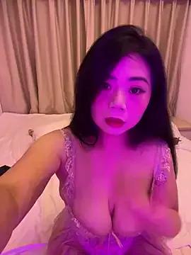 linlin886 on StripChat 