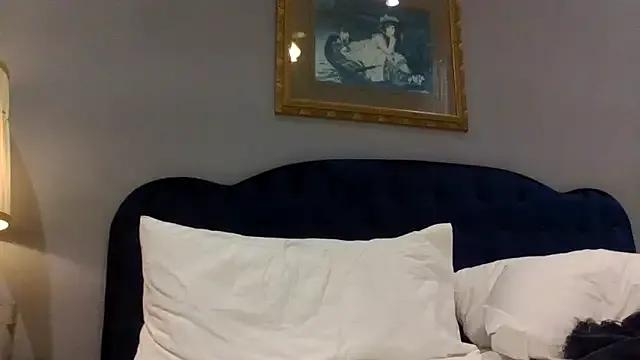 LintLiqour — lets get horny