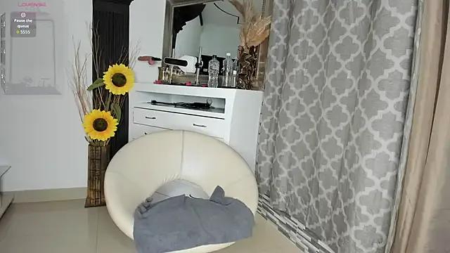 Lissa_Brow — Spit tits